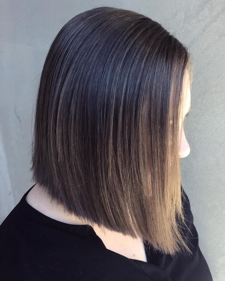 cienkie-wlosy-fryzury-2023-63_3 Cienkie włosy fryzury 2023