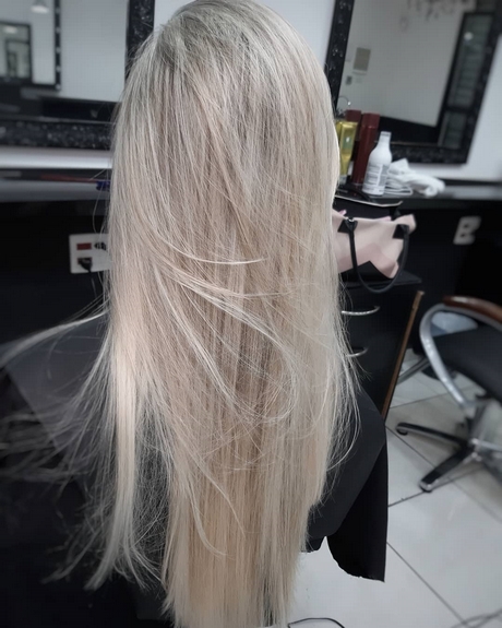 fryzury-dlugie-wlosy-2021-67_4 Fryzury długie włosy 2021