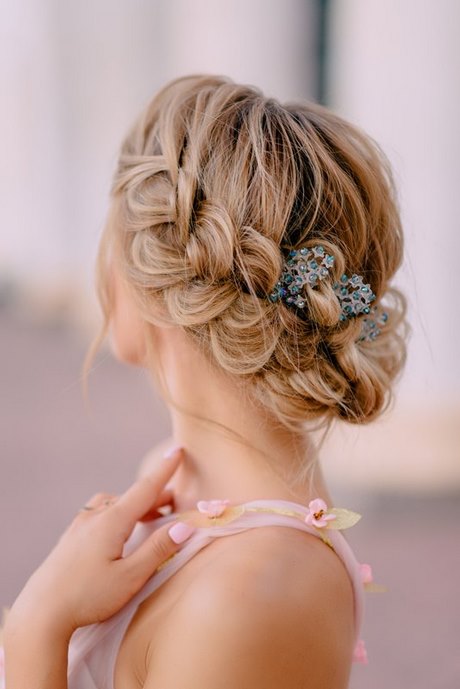 fryzury-na-wesele-2021-mlodziezowe-95_6 Fryzury na wesele 2021 młodzieżowe