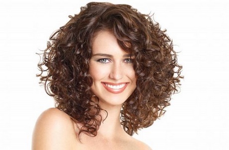 fryzury-dla-wosw-krconych-i-puszystych-48_3 Fryzury dla włosów kręconych i puszystych