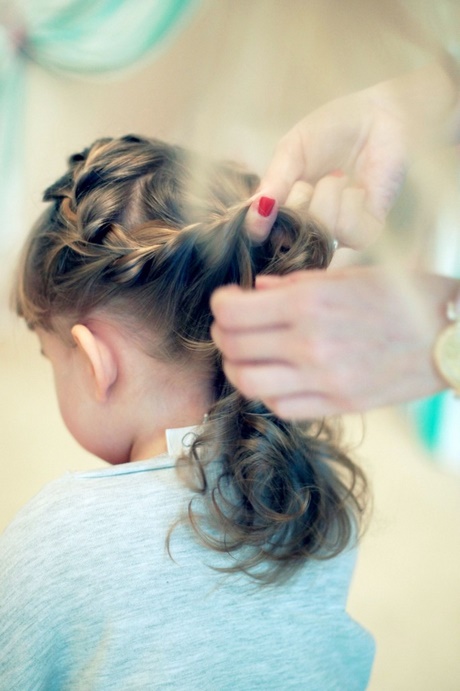 fryzury-dobierane-dla-dziewczynek-65_14 Fryzury dobierane dla dziewczynek