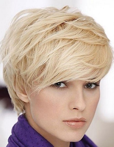 modne-krtkie-fryzury-blond-38_19 Modne krótkie fryzury blond