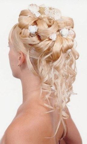 najpikniejsze-fryzury-na-wesele-52_2 Najpiękniejsze fryzury na wesele
