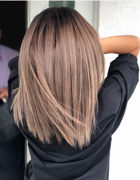 modne-fryzury-i-kolory-wlosow-2019-59_4 Modne fryzury i kolory włosów 2019