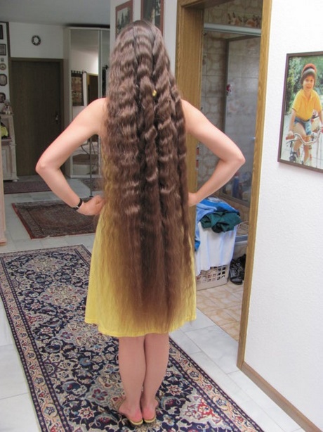 fryzury-z-bardzo-dugich-wosw-41_6 Fryzury z bardzo długich włosów