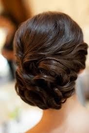 fryzury-z-wosw-do-ramion-na-wesele-48 Fryzury z włosów do ramion na wesele