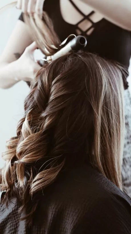 fryzury-dodajace-objetosci-wlosom-11_9-18 Fryzury dodające objętości włosom