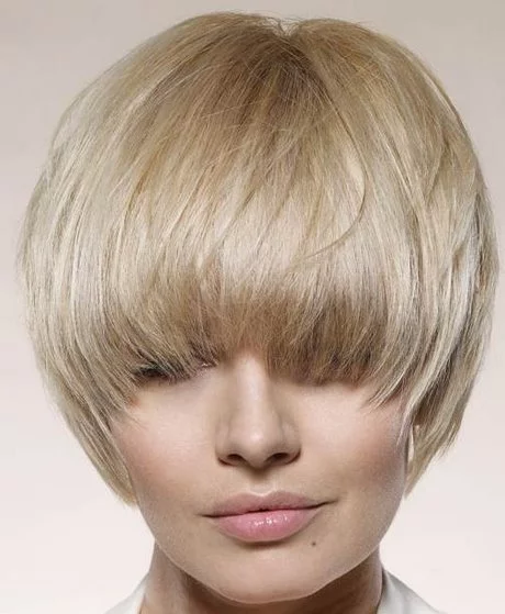 krotkie-blond-fryzury-galeria-17_4-15 Krótkie blond fryzury galeria