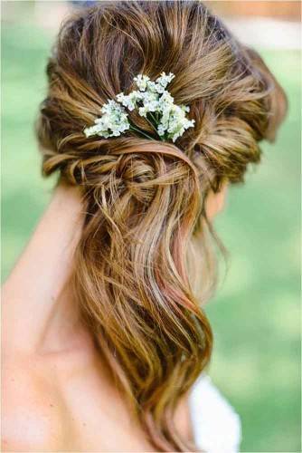 fryzura-na-wesele-z-kwiatem-31_2 Fryzura na wesele z kwiatem