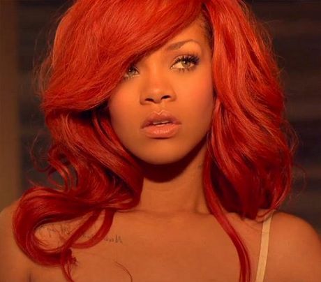 rihanna-czerwone-wlosy-40_6 Rihanna czerwone włosy
