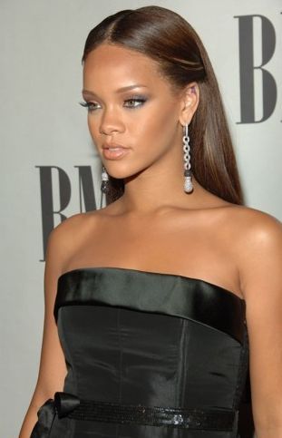 rihanna-wlosy-53_19 Rihanna włosy