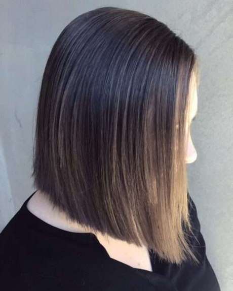 krotkie-fryzury-dla-gestych-wlosow-96_3 Krótkie fryzury dla gęstych włosów