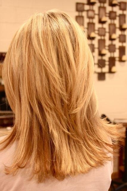 wosy-pdugie-cieniowane-22 Włosy półdługie cieniowane