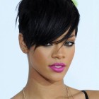 Rihanna krotkie wlosy